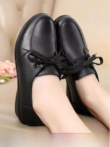 SHIPAILUO | Spring 2025 Womens Comfortable Leather Shoes Soft Bottom Single Shoes Anti-slip Middle-aged And Elderly Womens Shoes Casual Style