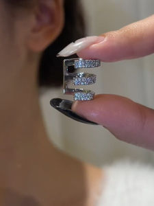 Three Rows of Zircon Ear Cuff No Piercing Women Luxury Minimalist High End Cold Style New 2025 Ear Jewelry Fashion Accessories