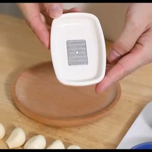 Manual Ginger Grater Chopping Garlic Kitchen Vegetable Cooking Food Garlic Crusher Ginger Grinder Kitchen Tools Kitchen Gadgets