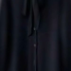 Blouse Riessa: Model Korean & Modis untuk Wanita