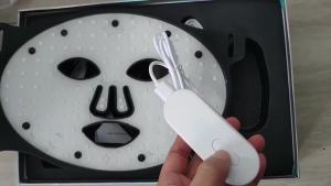Foreverlily | 7 Colors LED Face Silicone Mask Flexible Facial Beauty LED Mask Photon Light Skin Whitening Skin Revitalizing Skin Maintenance