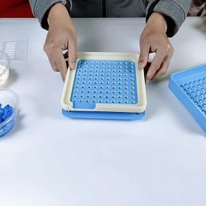 100 Lubang Manual Kapsul Mengisi Mesin #0 Kapsul Farmaseutikal Pembuat Diy Ubat Herba Pil Serbuk Pengisi Blue Capsule Plate 100 Hole 0 #Upgraded Capsule Filling Plate Batch Filling Capsule Filler