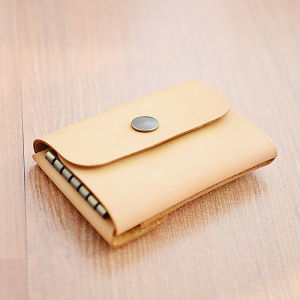 Handmade Genuine Leather Wallet Key Case Multifunctional Integrated Womens Card Holder Key Ring Buckle Closure Pure Color Design