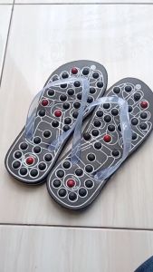 Sandal Refleksi Kesehatan Kaki: Manfaat & Cara Menggunakannya
