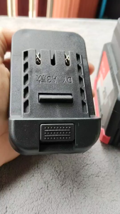 ตัวแปลงแบตเตอรี่ Osuka to Makita แปลงแบตเตอรี่อุปกรณ์ช่างไร้สาย ตัวแปลงแบตเตอรี่ Makita to Osuka ใช้ได้กับสินค้า Makita ไปใช้เครื่องมือ Osuka 18v 20v ***สินค้าพร้อมส่งด่วนในไทย***