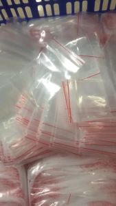 10 CÁI TÚI ZIP VIỀN ĐỎ NHIỀU SIZE ĐỰNG ĐỒ TIỆN LỢI