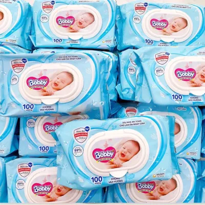 Combo 3 túi khăn ướt Bobby dịu nhẹ an toàn cho da nhạy cảm không mùi hương 100 miếng mỗi túi