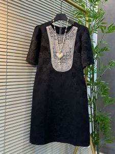 Váy Dài Vừa Phải Thêu Viền Tròn Cỡ Lớn Mùa Hè 2025 Cho Phụ Nữ Mũm Mĩm Phong Cách Dân Tộc Trang Phục Công Sở Thường Ngày Váy Chữ a