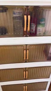 kelinmi ตู้เก็บของพับได้ 【มีสต็อก⚡ส่งวันนี้】ตู้เก็บของพลาสติกมัลติฟังก์ชั่น ตู้เสื้อผ้าขนาดใหญ่ มีล้อ ป้องกันฝุ่น จัดเต็ม