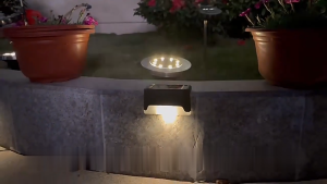 Lampu Sudut Tangga Taman LED Tenaga Surya Anti Air / Lampu Pagar Outdoor Tenaga Matahari CF C1024