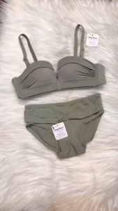 Bộ Đồ Lót Cúp Ngang Khoét Ngực Cotton Thun Lạnh Mút Mỏng Không Gợi