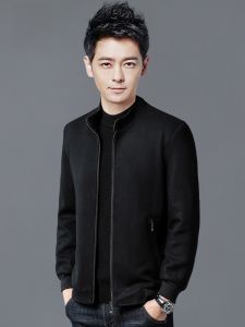 ROMON | แจ็คเก็ตผ้าขนสัตว์ผู้ชายฤดูใบไม้ร่วง/ฤดูหนาว Romon แจ็คเก็ตคอตั้งลำลองมีขนสัตว์ แจ็คเก็ตผู้ชายวัยกลางคน สไตล์พ่อ เสื้อคลุมกันหนาวแบบหนา