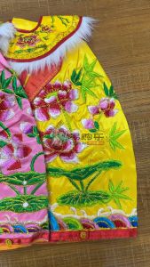 【易购乐】台湾机绣绞金莲花袍 - 黄色/红色/白色/粉色 神袍 /凤袍 / 太子袍/ 披肩 /围脖神袍/金身披风/拜拜/ 神料