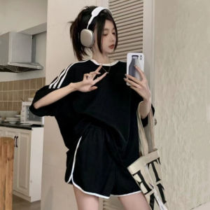 Lightly Mature Denim Casual Fried Street Suit Womens Summer 2024 New Arrival Loose round Neck Short Sleeve Tops Sports Shorts Two-piece Set