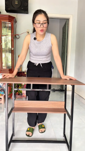 Bàn làm việc bàn học tập chân khung thép tĩnh điện siêu chắc mặt gỗ mdf 12li đã qua xử lí bền chắc