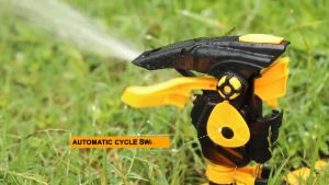 Vòi tưới nước cắm sân vườn xoay tự động 360 độ INGCO HPS13601 tự do điều chỉnh phạm vi / khoảng cách để điều chỉnh kích thước 38x174x64cm