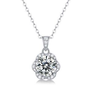 NO.15High quality lifetime warranty S925 silver necklace with eight hearts and eight arrows moissanite pendant fashionable flower ball necklace