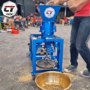 เครื่องอัดเม็ดอาหารสัตว์ ไชโย รุ่น A4 อัดเร็ว เม็ดแน่น 2-4ลูกกลิ้ง แผ่นรังผึ้งชนิดพิเศษ ทนทานใช้ได้ยาวนาน