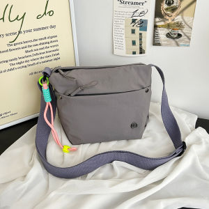 Fashionable Ultra-light Crossbody Bag Womens Single Shoulder Commuter Bag Simple Design Versatile Small Size Premium Feel