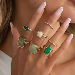 KunJoe 7Pcs/Set Luxury Retro Green Acrylic Resin Finger Ring for Women Fashion Geometric Gold Color Stackable Ring Charm Jewelry