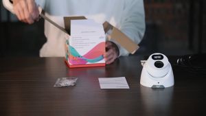 Uniview กล้องวงจรปิด รุ่น UAC-T122-AF28M-W กล้อง 4ระบบ มีไมค์ในตัว กล้องวงจรปิด 2MP หรือกล้องวงจรปิด 4MP เลนส์ มีไมค์ในตัว ระบบเป็น Analog เลนส์ (2.8mm)