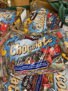 DATE MỚI - Bịch Socola Khổng Lồ Mix Vị Kirkland Signature All M&M  Hershey’s  Nestle 255kg Của Mỹ - Date 05/2026