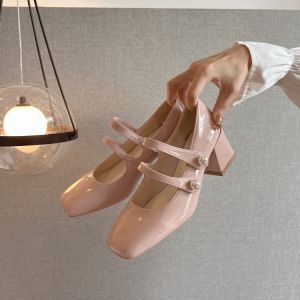 French Mary Jane High Heels Womens 2025 Spring New Retro Fairy Style Pearl Thick Heel Painted Leather Square Head Single Shoes
