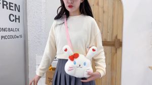 Túi Đeo Chéo Hoạt Hình Nhồi Bông Thỏ Đính Dâu Tây Dễ Thương