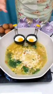 Collapsible hanging ear type non-stick anti-scalding round household runny water poached egg mould egg steamer egg boiling spoon