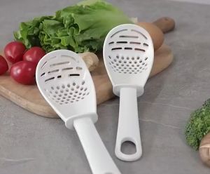 Sendok Parutan Saringan Serbaguna / Sendok Parutan Centong Nasi