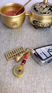 黄铜十二生肖算盘招财钥匙扣 2026新款 招财摆件 正品開光 可活动算盘挂饰 风水 五帝钱 葫蘆 風水 福袋 Zodiac Keychain Feng Shui Lucky Key Chain Attracting Wealth