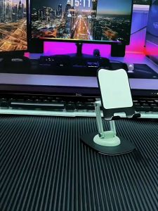 Giá đỡ điện thoại có thể gấp gọn và xoay tiện dụng Q17