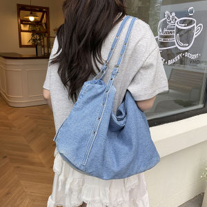 Large Capacity Denim Shoulder Bag 2025 New Fashion Versatile Commuting Travel Slant Cross Bag Class Single Shoulder Bag