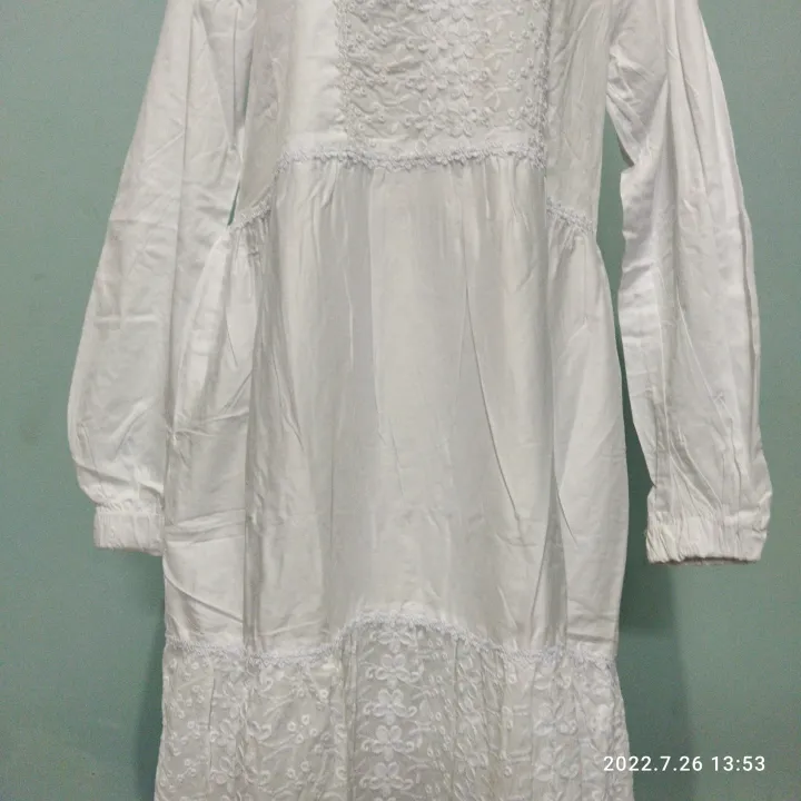 GAMIS%20KATUN%20PUTIH/%20GAMIS%20KATUN%20MOTIF%20TIMBUL%20-%20Image%205