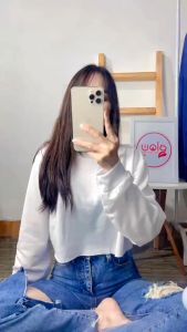 Sweater Cropt Tangan Panjang Bahan Fleece Motif Tulisan