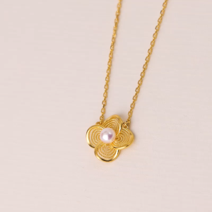 Chow Sang Sang 周生生 999.9 24K Gold Chinese Wedding Four-Leaf Clover Blossom Pearl Necklace for Women 47cm 95619N