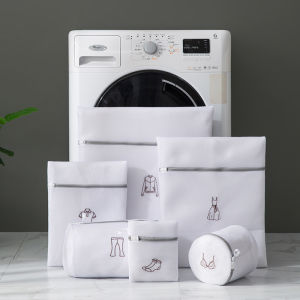 Washing Laundry Bag Cute Embroidery Fine Mesh Polyester Foldable Laundry Washing Bags For Washing Machines Clothes Organizer New