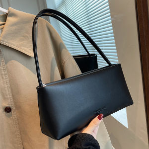 Fashionable French Style Small Square Bag Womens Pure Color Shoulder Bag Spring New Retro Single Shoulder Bag Casual Leisure