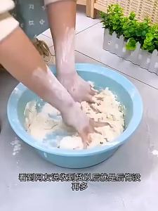 Tay Cầm Bằng Thép Không Gỉ Máy Đánh Bột Bánh Mì Đan Mạch Thân Thiện Với Môi Trường Dụng Cụ Làm Bánh Trong Nhà Bếp Máy Đánh Trứng Thủ Công Máy Trộn Kem Tự Xoay Dụng Cụ Làm Bánh Ngọt