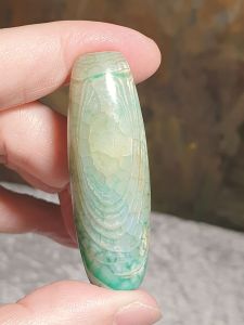 Aged Tibetan Dzi bluish greenish Chalcedony natural pattern natural Eye (with certificate free necklace cord) 西藏老蓝绿玉髓天然纹路天眼天珠(带证书送项链绳)