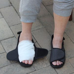 WuChu 2023 Elderly swollen fat diabetic foot gout big foot bone thumb valgus deformed foot widening sandals summer