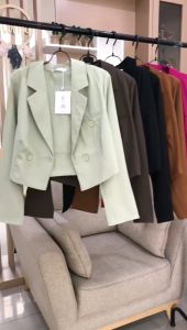 Blazer Crop Wanita Korean Style Bahan Katun Premium Berkualitas Luaran Cewek Modis Kekinian