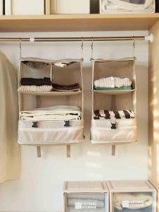 Travel Hanging Clothes Storage Bag Foldable Compression Hanging Bag for Business Trips And Outings Durable Polyester Bag