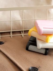 ลูกกลิ้งกํา จัดขนสัตว์เลี้ยง ขนาดเล็ก แบบพกพา สำหรับการทํากันหนาว