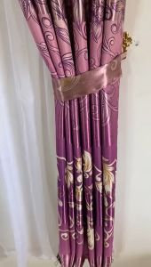 hordeng jendela rumah ruang tamu motif batik mewah