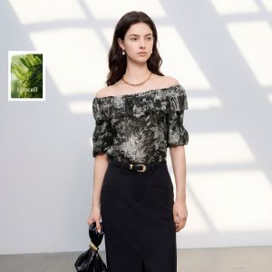 3COLOUR·S | Fall New Arrival Tencel Off-Shoulder Bell-Sleeve Blouse