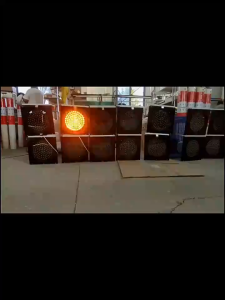 KKOLEKKOLE 300mm Warm Flashing Road Traffic Signal Warning Light Solar Powered LED Yellow Traffic Signal Light