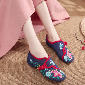 Low Heel Dance Shoes Soft Bottom Traditional Chinese Folk Classical Beijing Middle Age And Elderly Casual Single Shoes Wrap Foot Buckle