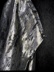 ผ้าผสมสไตล์โมเดอร์นจากจีนแผ่นดินใหญ่ ผ้าตกแต่งดีไซเนอร์สไตล์จีน Hanfu ผ้าลายปักทอไหมทองและเงิน