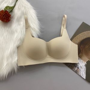 Seamless Cloud-like Nude Underwear Womens Small Breast Push-up Soft Support Wire-Free Breast-Reducing Bra